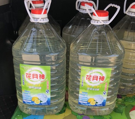 在家開(kāi)個(gè)洗衣液廠一年能掙多少錢？